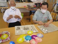 ニッケれんげの家・加古川　「６月の壁面飾り作業」の画像